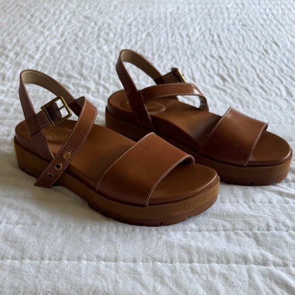 Vionic Jamie Platform Sandal - Picture 1 of 7